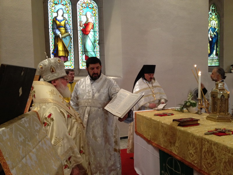 Pres_Praz_2012_Slujba_10.jpg